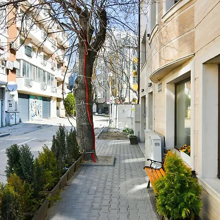 Lejlighed Flat 1 *